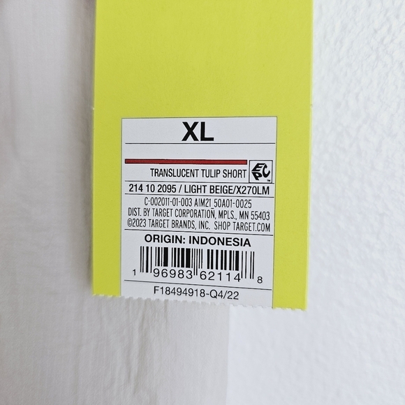 All in Motion Cream Translucent Tulip Shorts NWT, size XL - Picture 7 of 15